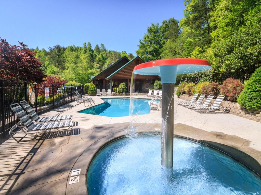 Cubs Cove Villa Gatlinburg Exterior photo